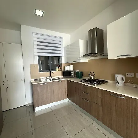 Seafront Breeze Lifestyle Apartment *