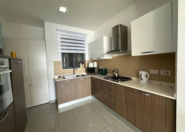 Seafront Breeze Lifestyle Apartment *