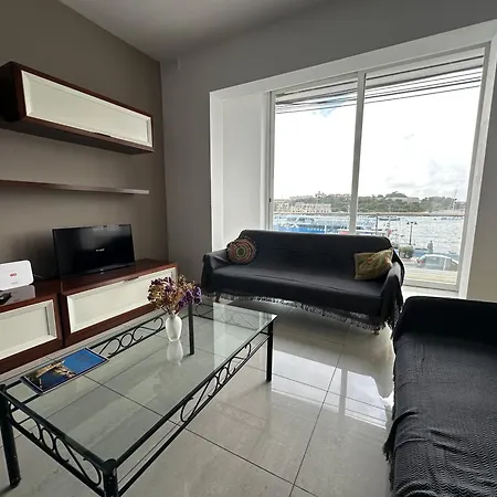 Seafront Breeze Lifestyle * Sliema